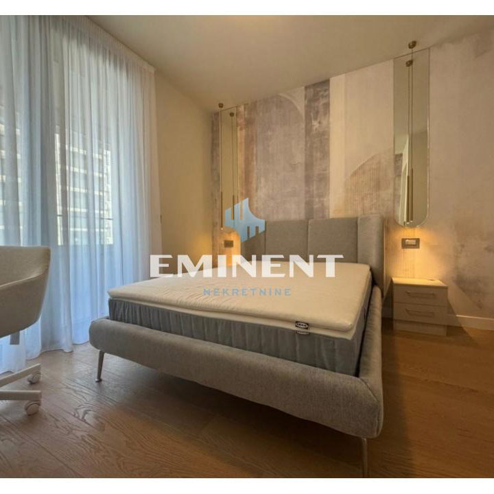 Četvorosoban stan za izdavanje, Blok 65, Beograd, 100m², 2.500 €/mes