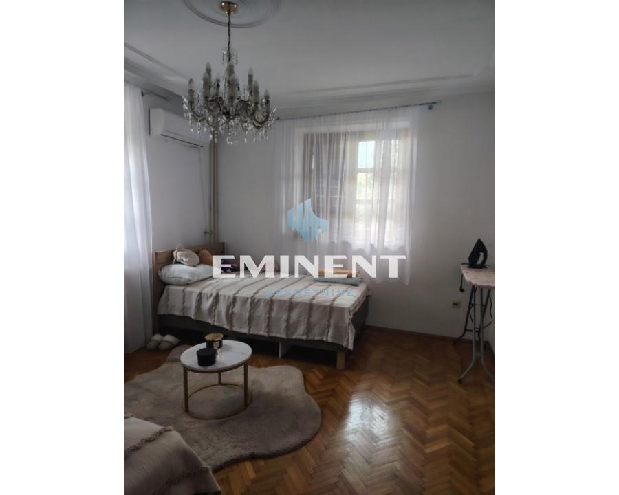 izdavanje-stanova-beograd-iUOpdSSJmX Četvorosoban stan za izdavanje, Severni Bulevar, Beograd, 120m², 1.300 €/mes