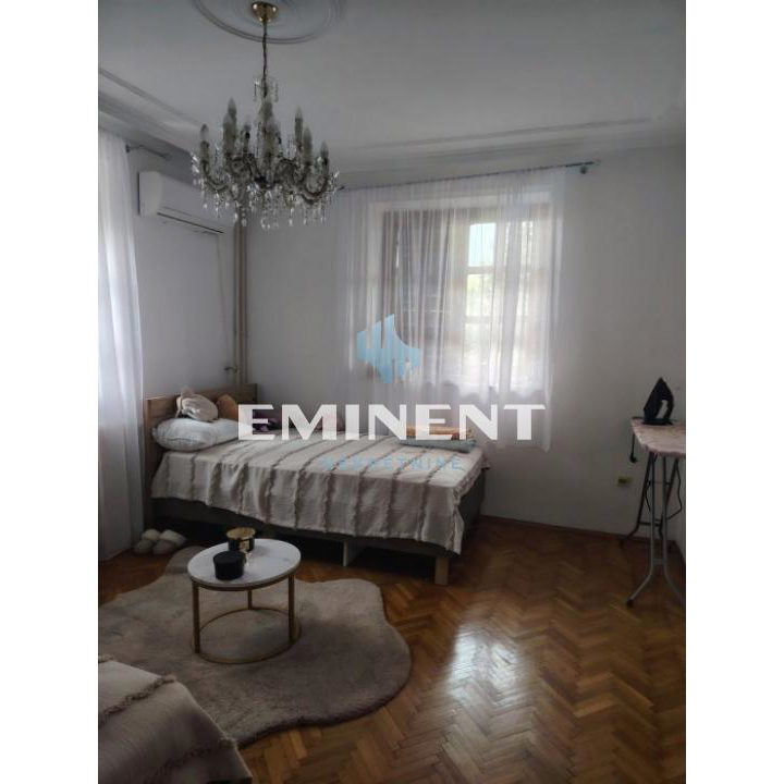 Četvorosoban stan za izdavanje, Severni Bulevar, Beograd, 120m², 1.300 €/mes
