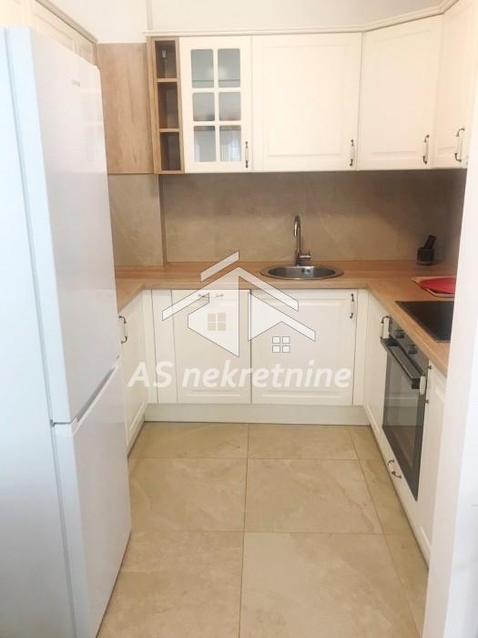 izdavanje-stanova-beograd-kMRxiXNIde Dvosoban stan za izdavanje, Blok 65, Beograd, 60m², 950 €/mes