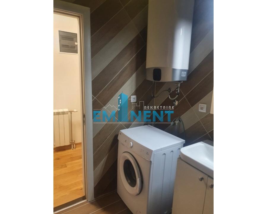 izdavanje-stanova-beograd-kMrQ93HHMz Trosoban stan za izdavanje, Lekino Brdo, Beograd, 62m², 720 €/mes