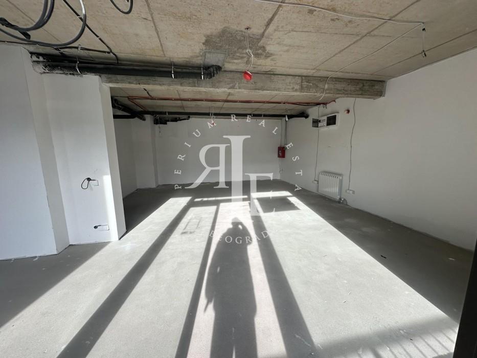 Lokal Prodaja Beograd Tošin Bunar 68 m2