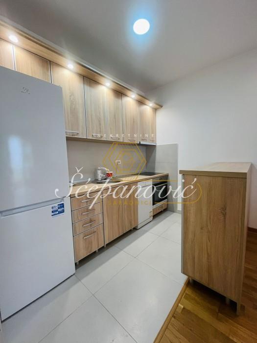 Stan Prodaja Novi Sad  56 m2