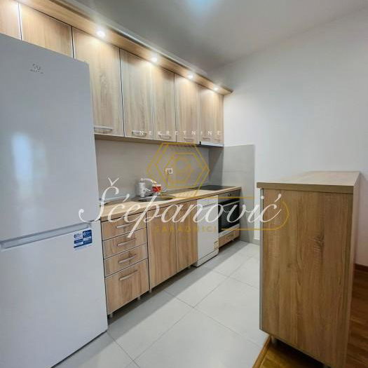 Stan Prodaja Novi Sad  56 m2