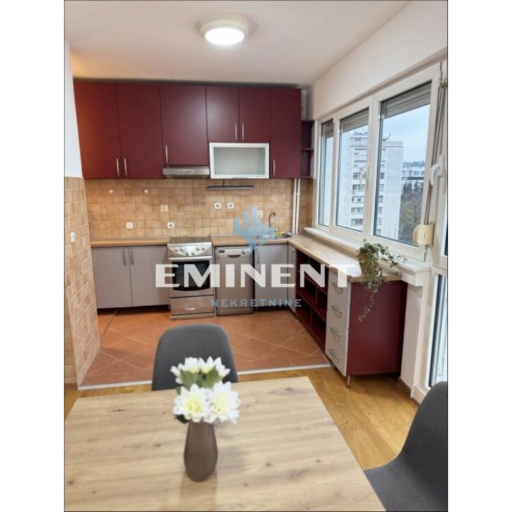 Stan Prodaja Beograd Dedinje 64 m2