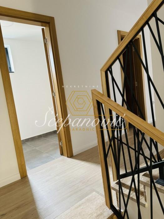 Petosoban stan za izdavanje, Popovica, Novi Sad, 181m², 2.500 €/mes