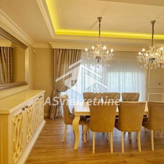 Stan Izdavanje Beograd Senjak 215 m2