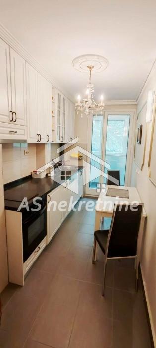 izdavanje-stanova-beograd-tFXiPCvXq8 Dvosoban stan na prodaju, Skadarlija, Beograd, 62m², 295.000 €