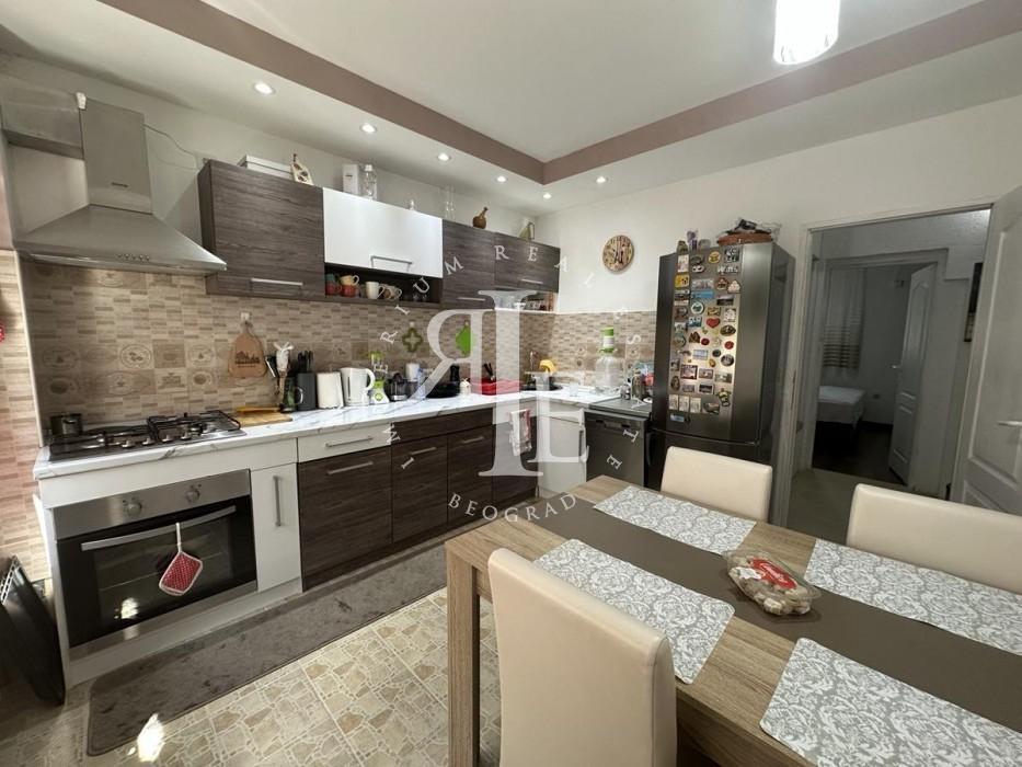 Kuća Prodaja Beočin Kuća Prodaja Beočin 188 m2