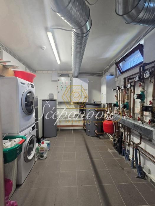izdavanje-stanova-blNMWU136L Kuća na prodaju, Popovica, Novi Sad, 388m², 1.490.000 €