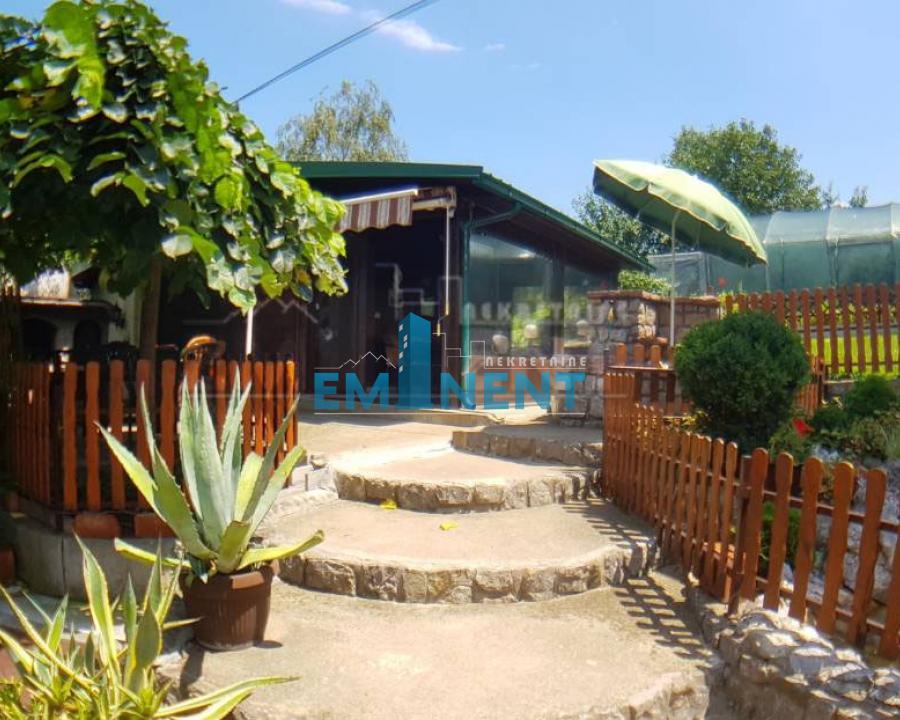 Kuća Prodaja Beograd Beli Potok 465 m2