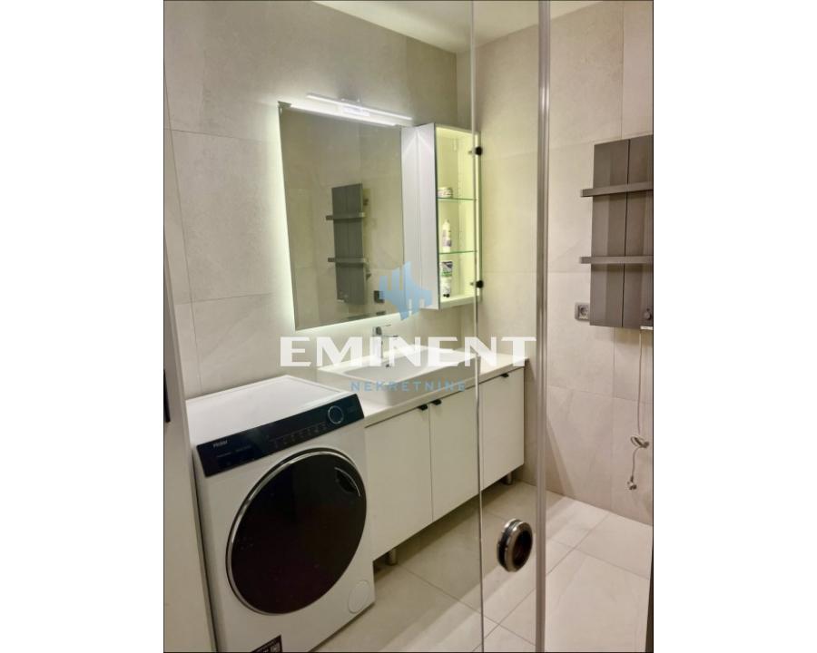Stan Izdavanje Beograd Blok 65 55 m2