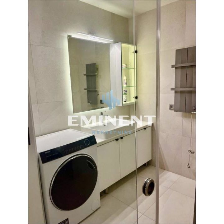 Stan Izdavanje Beograd Blok 65 55 m2