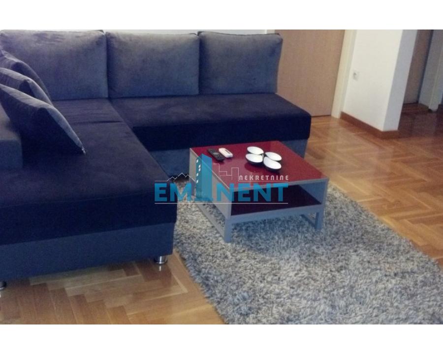 Dvosoban stan za izdavanje, Blok 22, Beograd, 43m², 750 €/mes