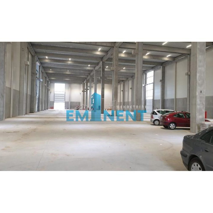 Lokal Prodaja Stara Pazova  4500 m2