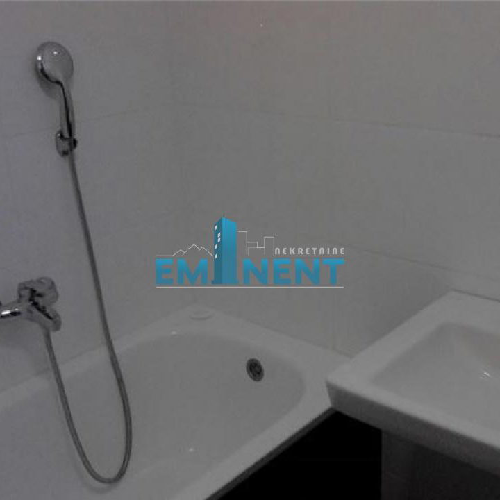 Stan Izdavanje Beograd Beogradska 88 m2