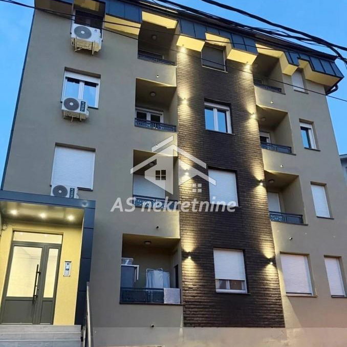 Trosoban stan za izdavanje, Žarkovo, Beograd, 60m², 900 €/mes