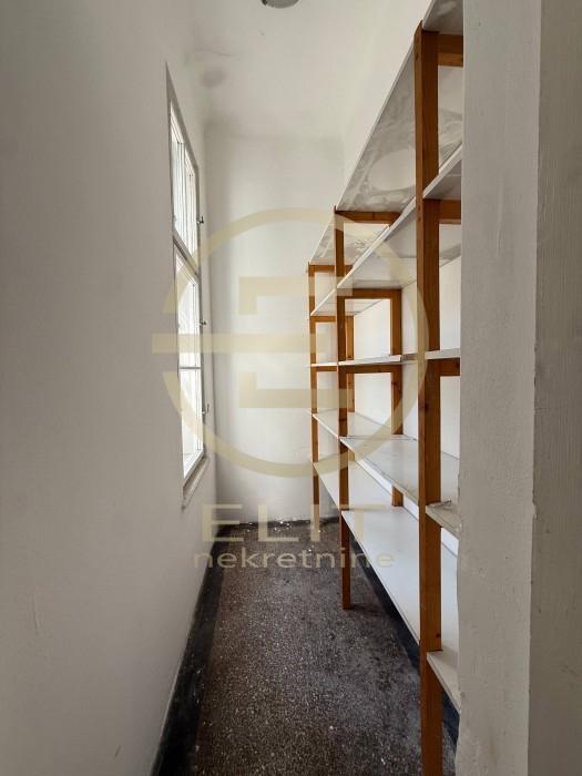 Lokal za izdavanje, Centar, Novi Sad, 93m², 600 €/mes