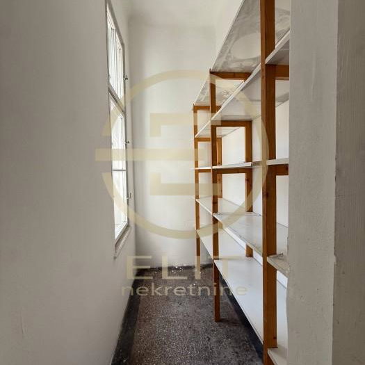 Lokal za izdavanje, Centar, Novi Sad, 93m², 600 €/mes