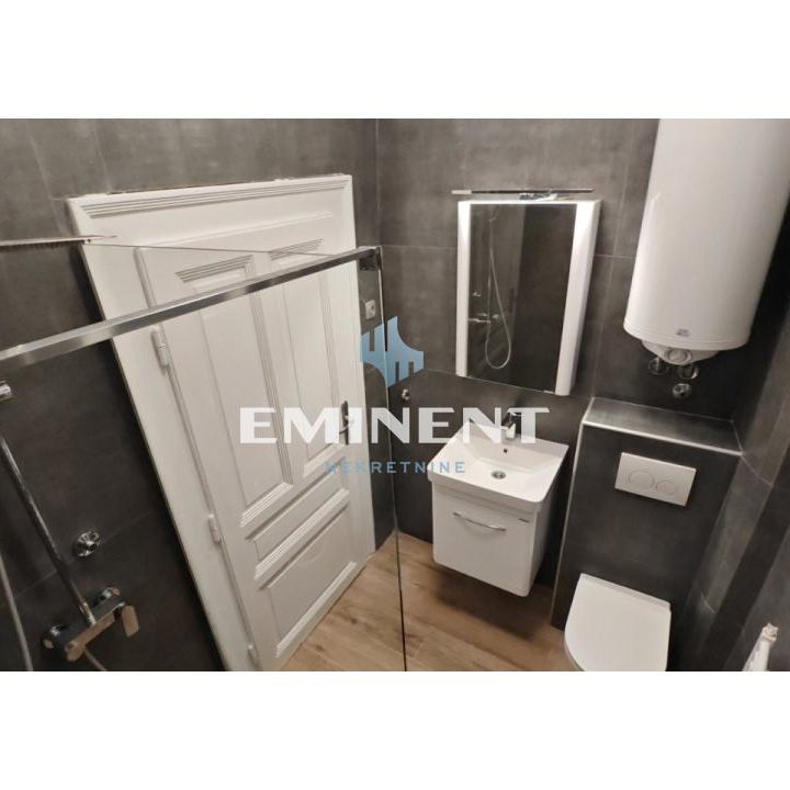 Trosoban stan za izdavanje, Centar, Beograd, 62m², 900 €/mes