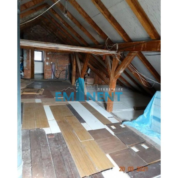 Kuća na prodaju, Sremčica, Beograd, 300m², 360.000 €