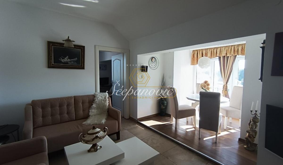 Trosoban stan na prodaju, Futoška, Novi Sad, 52m², 121.500 €