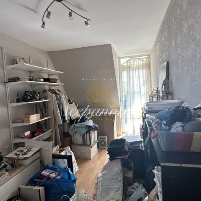 Kuća Izdavanje Novi Sad  93 m2