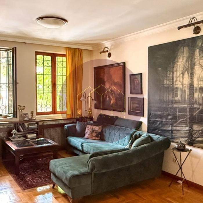 Kuća Prodaja Beograd FON 377 m2