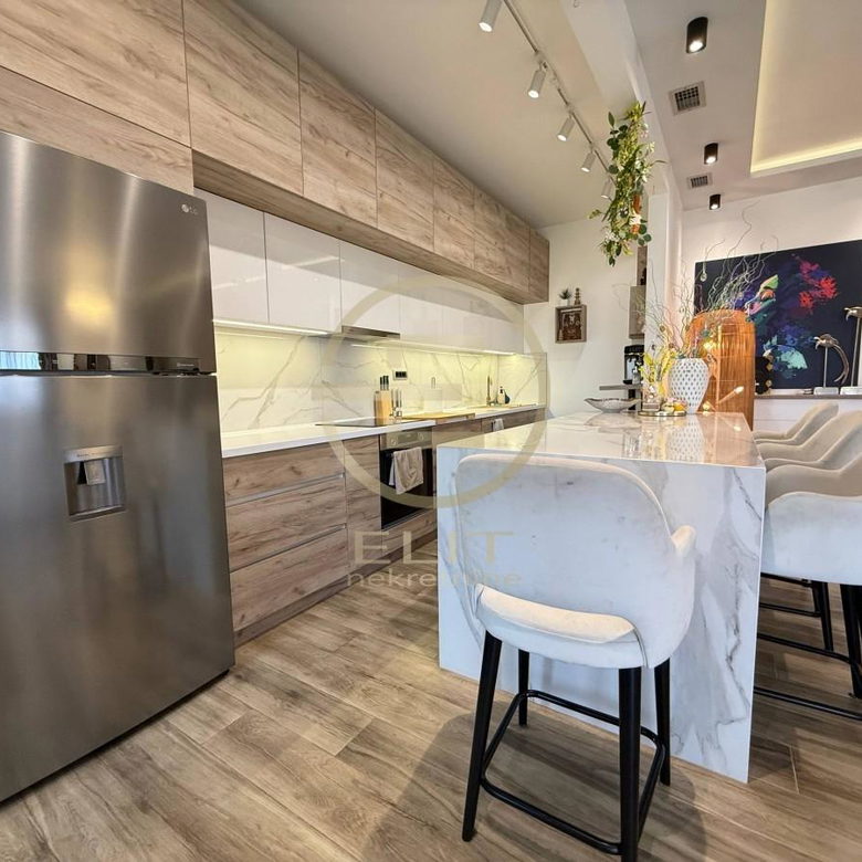 Kuća Prodaja Novi Sad  165 m2