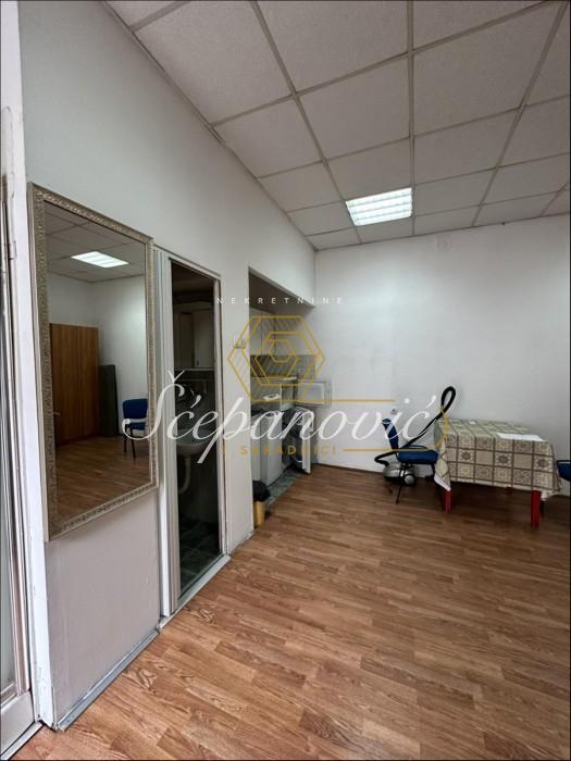 Lokal Prodaja Novi Sad  25 m2