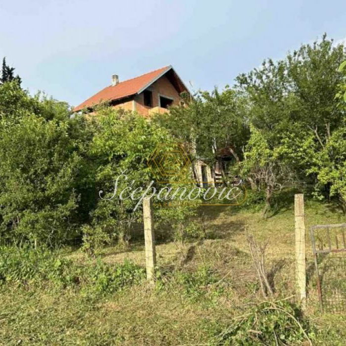 Kuća Prodaja Irig  140 m2