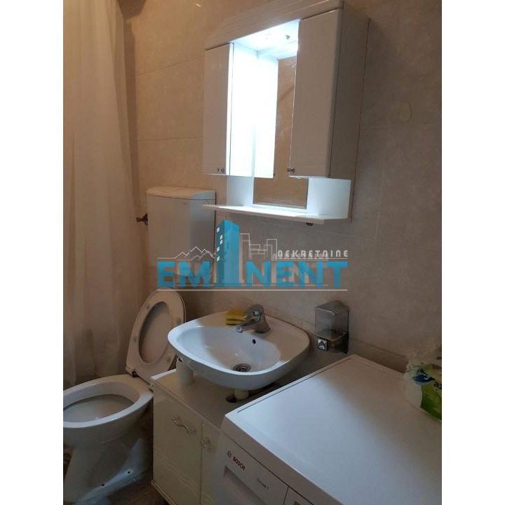 Dvosoban stan za izdavanje, Tc Zira, Beograd, 62m², 650 €/mes