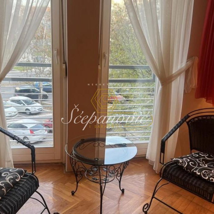 Stan Prodaja Novi Sad  85 m2