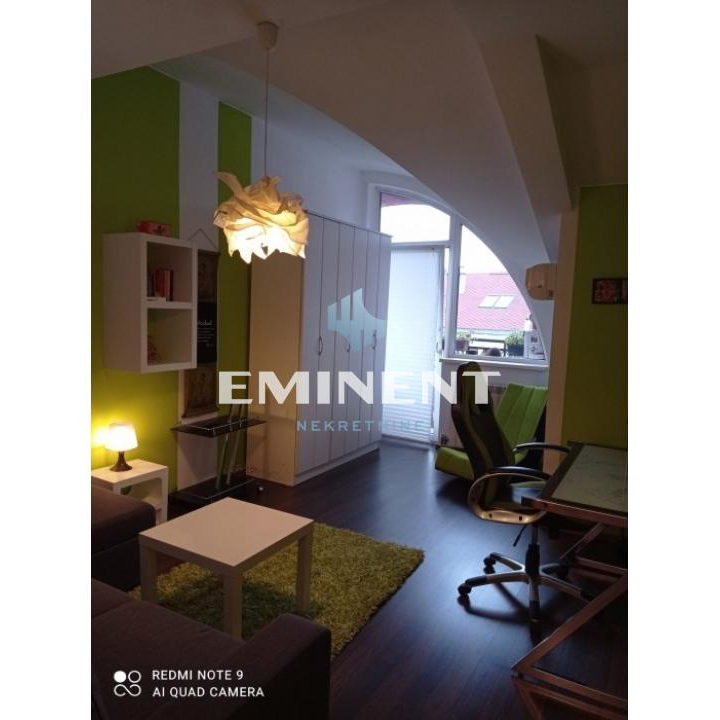 Trosoban stan na prodaju, Učiteljsko Naselje, Beograd, 133m², 299.000 €
