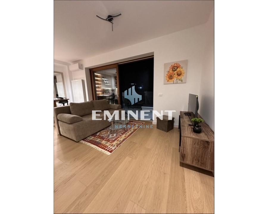 Stan Izdavanje Beograd Blok 65 39 m2