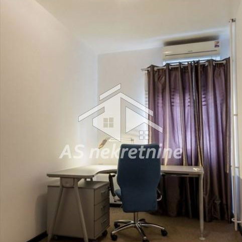 Stan Izdavanje Beograd Trg Republike 87 m2
