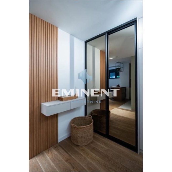 Trosoban stan za izdavanje, FON, Beograd, 116m², 2.000 €/mes
