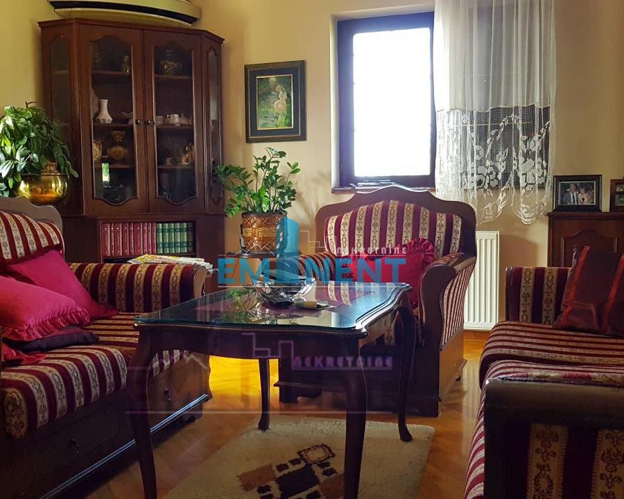 Kuća na prodaju, Beli Potok, Beograd, 465m², 620.000 €