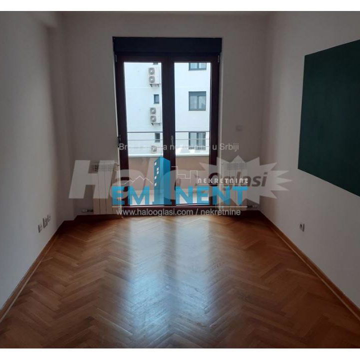Stan Izdavanje Beograd Crveni Krst Vračar 90 m2