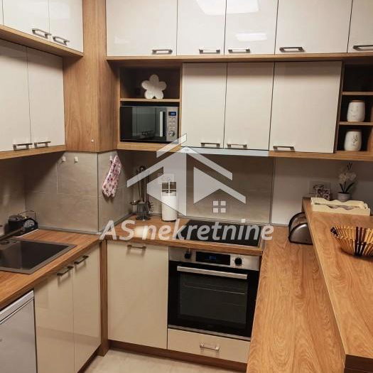 Stan Izdavanje Beograd Vojvode Stepe 50 m2