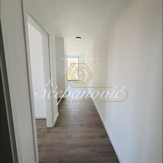 Trosoban stan na prodaju, Telep, Novi Sad, 50m², 145.600 €