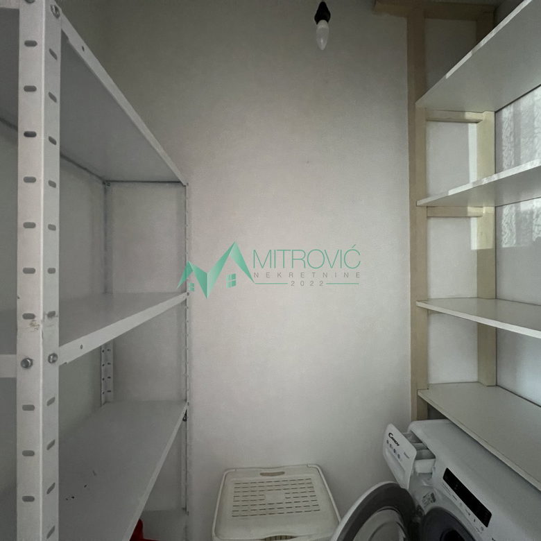 Stan Prodaja Novi Sad  40 m2