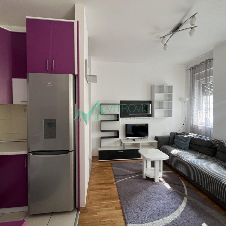 Stan Prodaja Novi Sad  40 m2