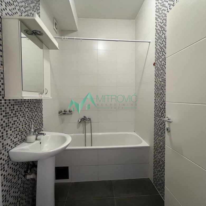Stan Prodaja Novi Sad  40 m2