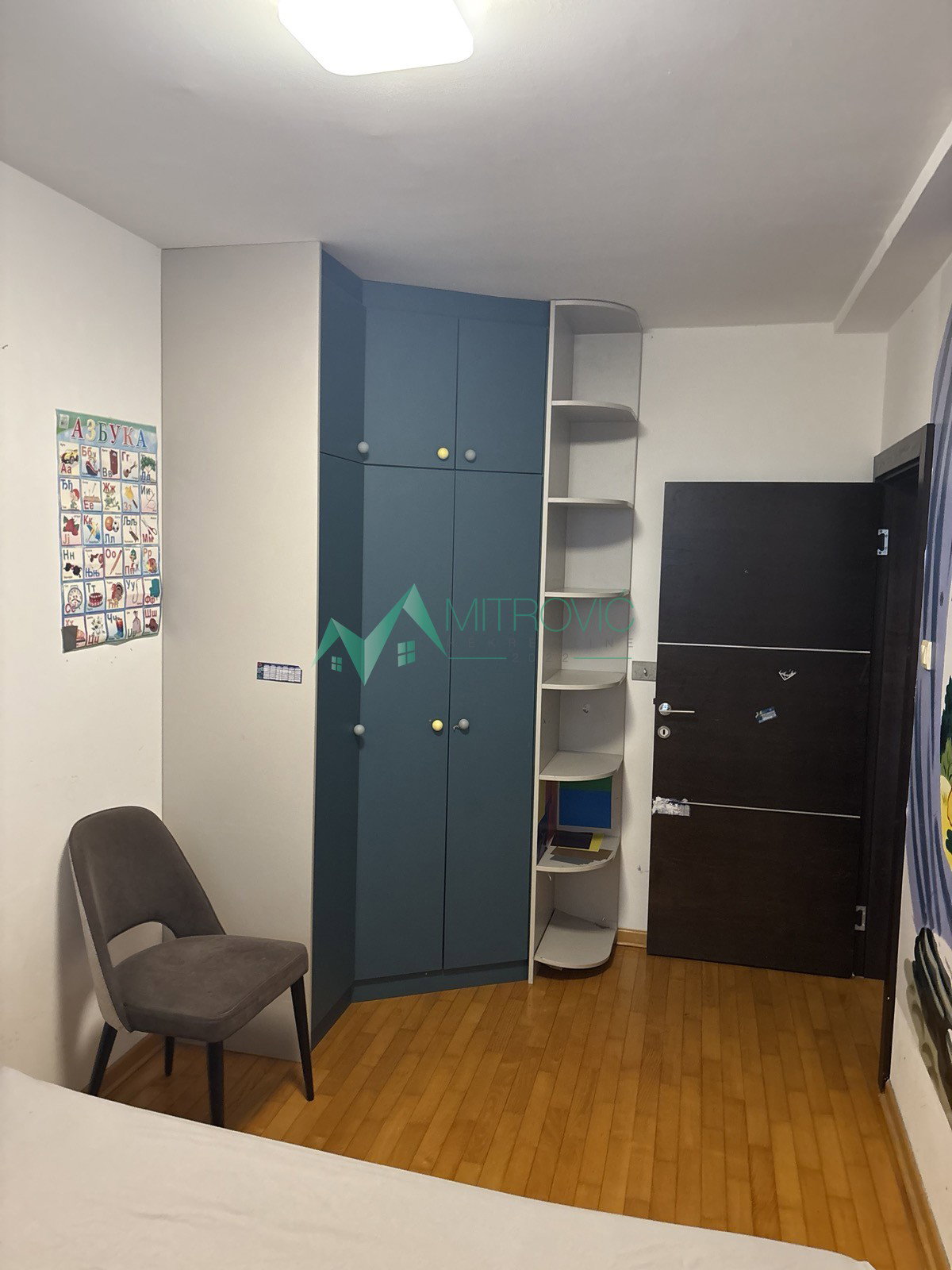 izdavanje-telep-9102457-gtxlz Četvoroiposoban stan na prodaju, Telep, Novi Sad, 126m², 1.200 €