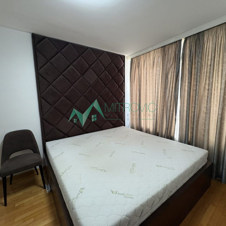 Stan Prodaja Novi Sad  126 m2
