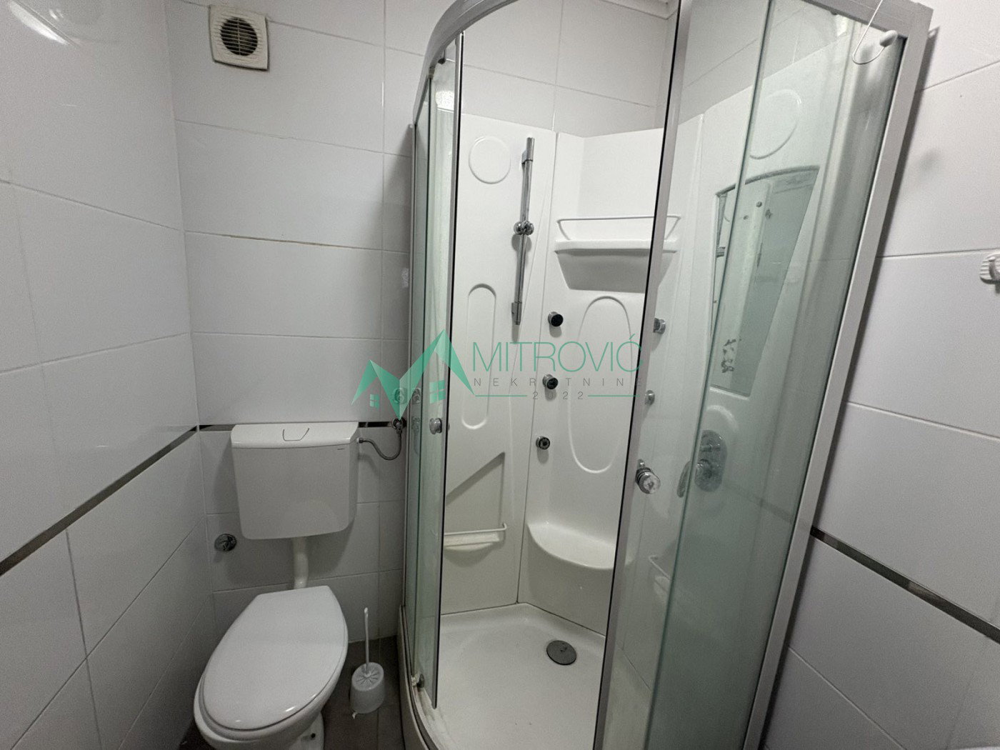 izdavanje-telep-9102457-mlzfs Četvoroiposoban stan na prodaju, Telep, Novi Sad, 126m², 1.200 €