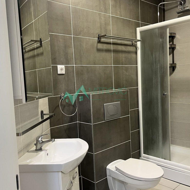 Stan Prodaja Novi Sad  40 m2