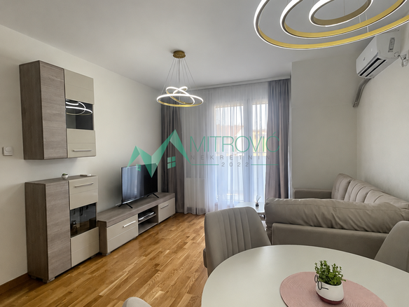 Stan Prodaja Novi Sad  43 m2