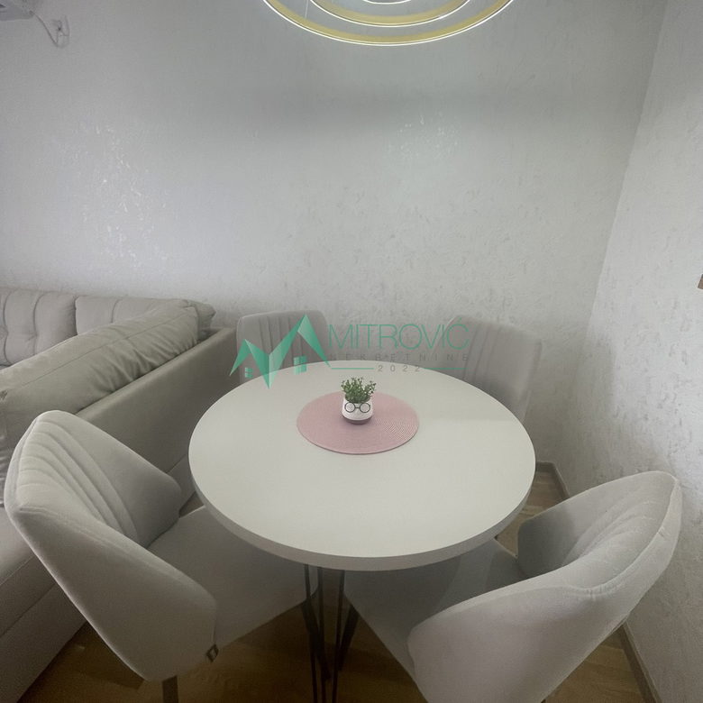 Stan Prodaja Novi Sad  43 m2